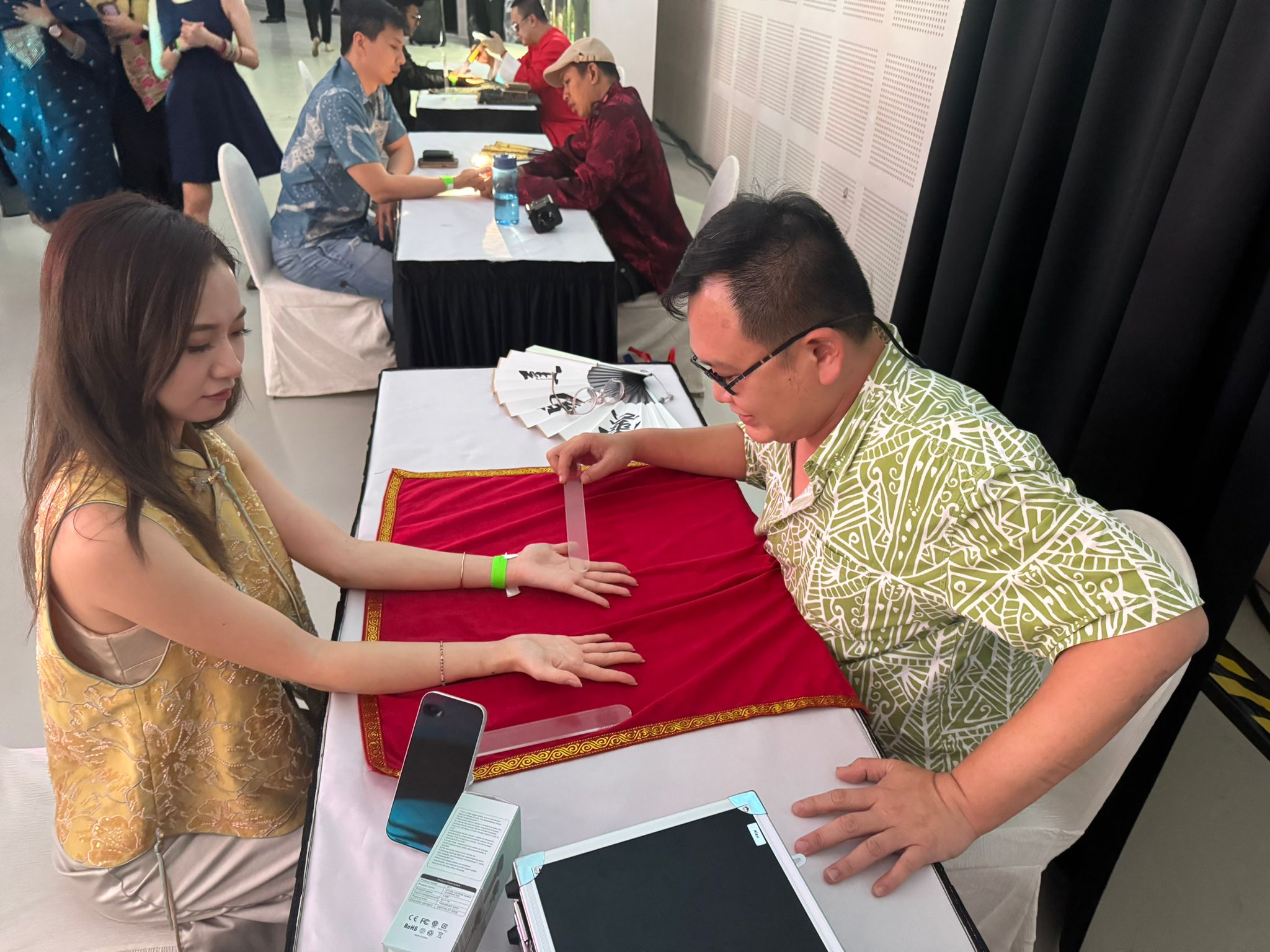 photo 2025 11 21 19 09 33